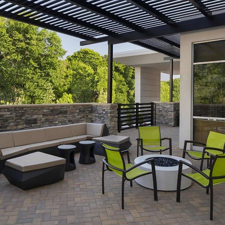 Springhill Suites By Marriott Tuckahoe  Exterior photo