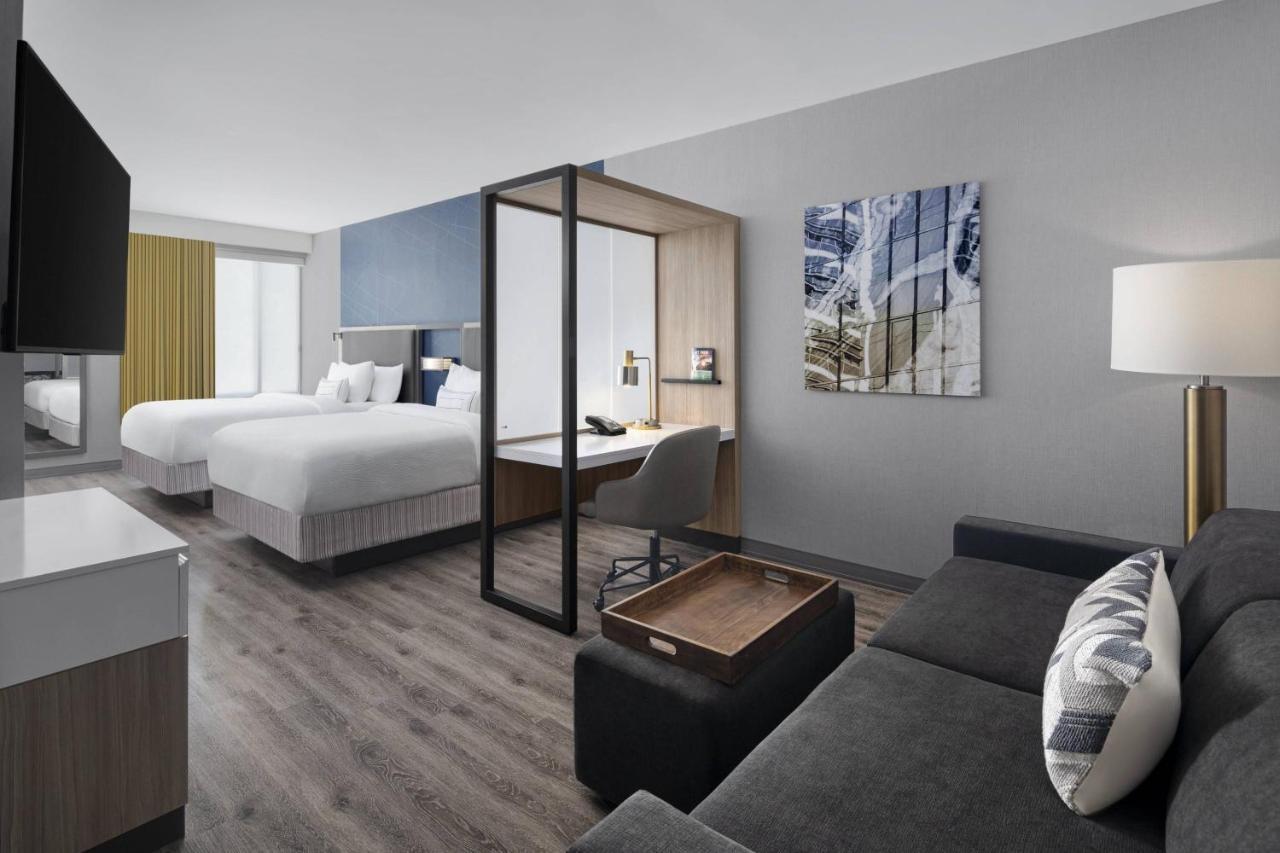 Springhill Suites By Marriott Tuckahoe  Exterior photo
