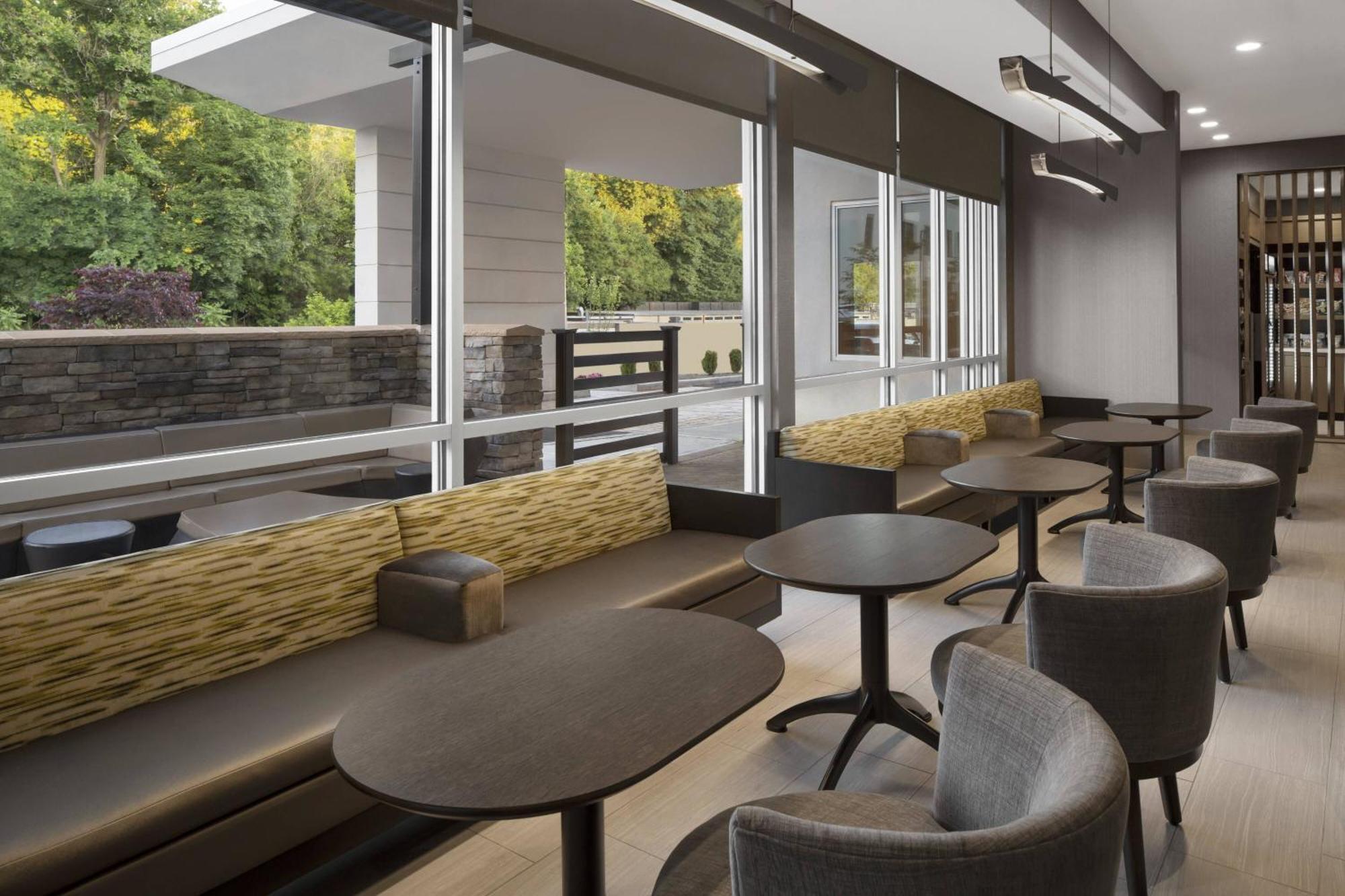 Springhill Suites By Marriott Tuckahoe  Exterior photo