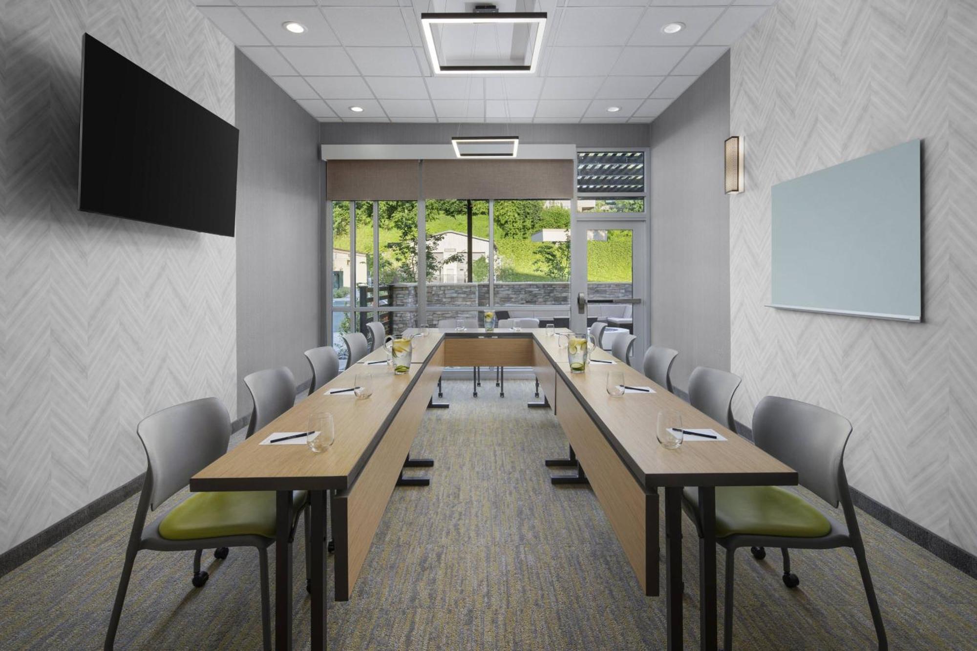 Springhill Suites By Marriott Tuckahoe  Exterior photo